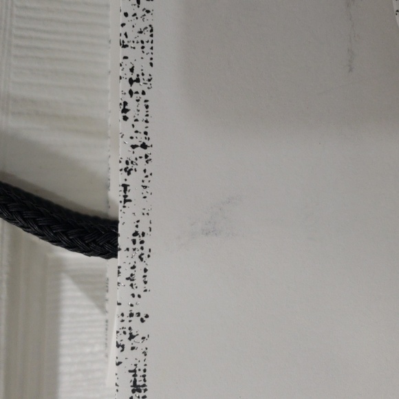 CHANEL Luxury Camellia Paper Shopping Bag – Authentic White & Black 8.5x7.5x3.5 - Picture 10 of 17